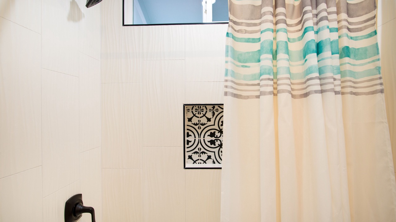 Photo of Bathroom in Ainaloa