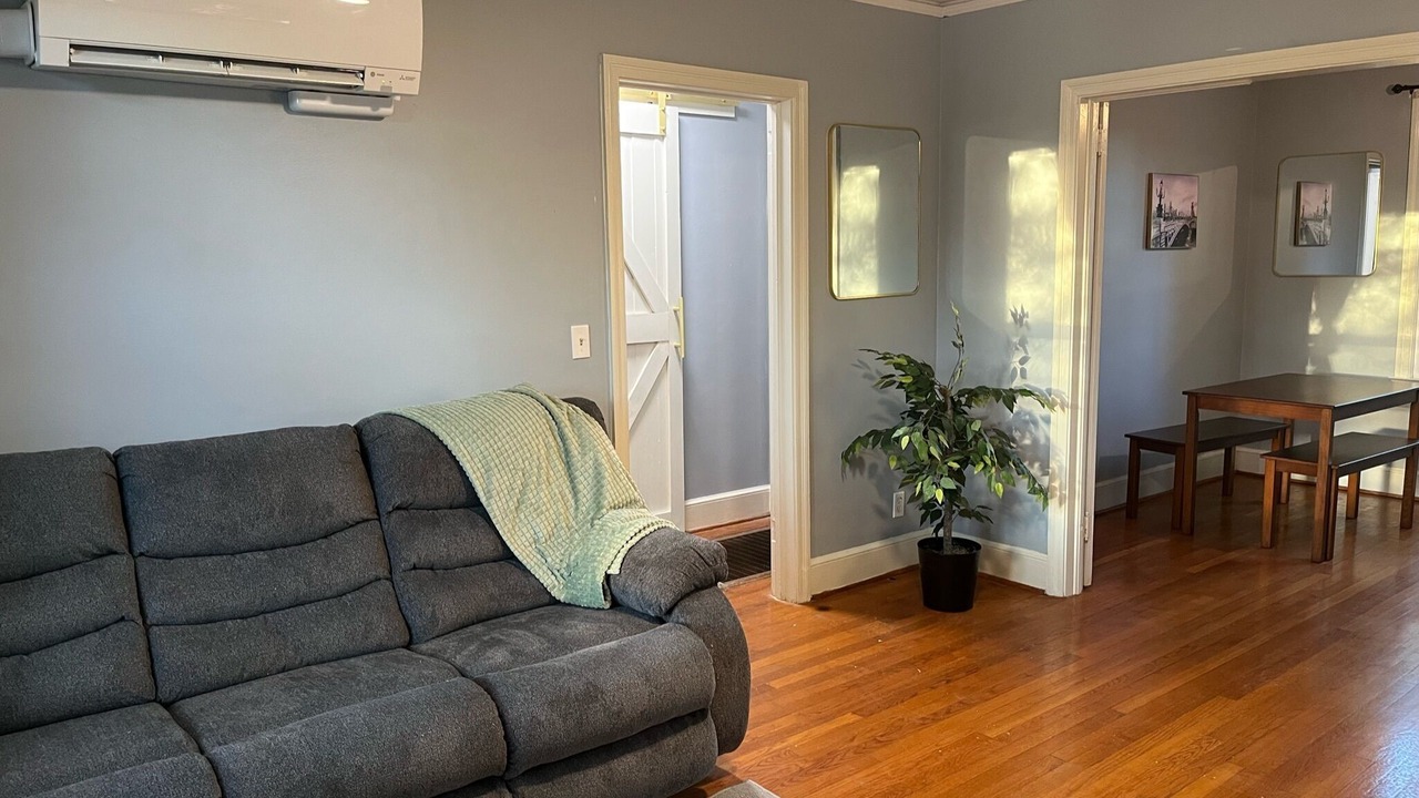 Photo of Livingroom in Columbia