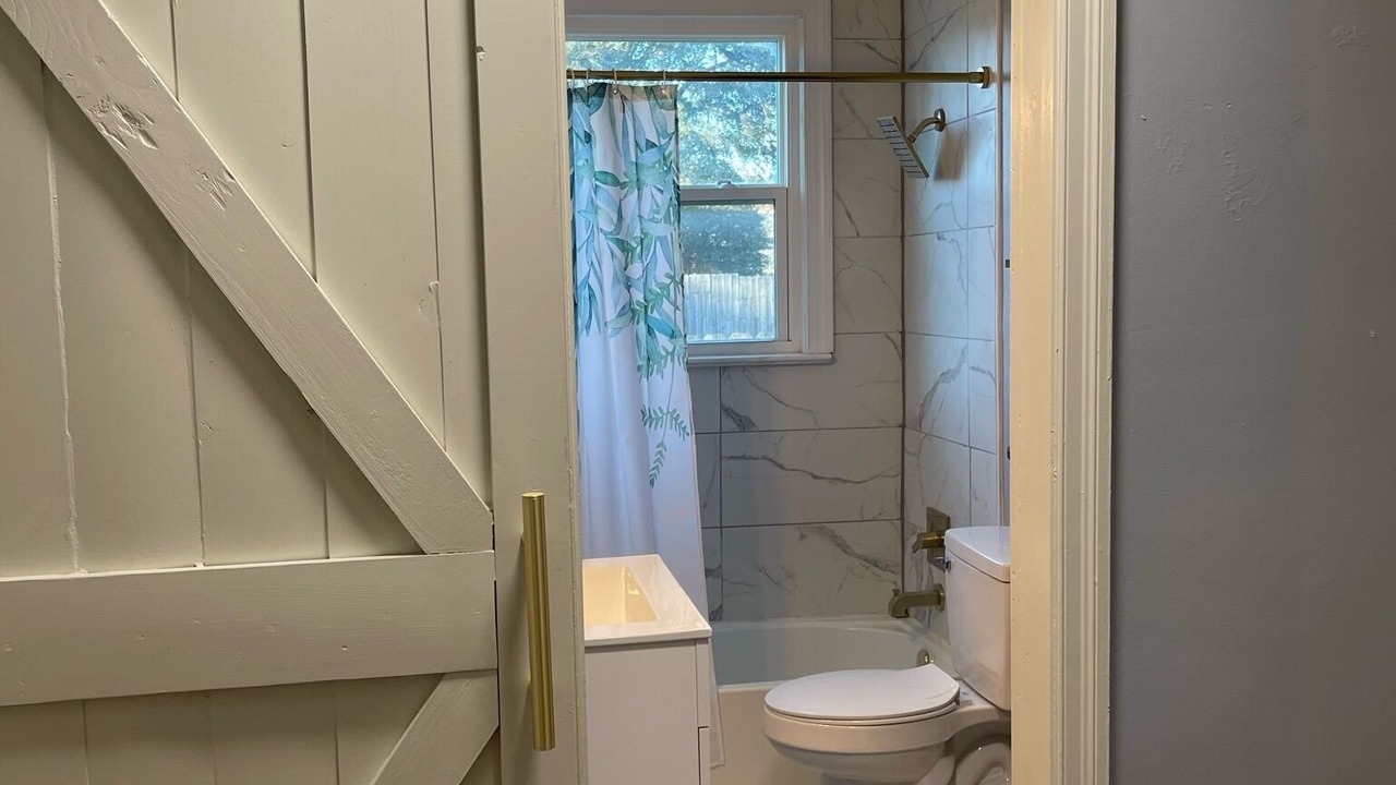 Photo of Bathroom in Columbia