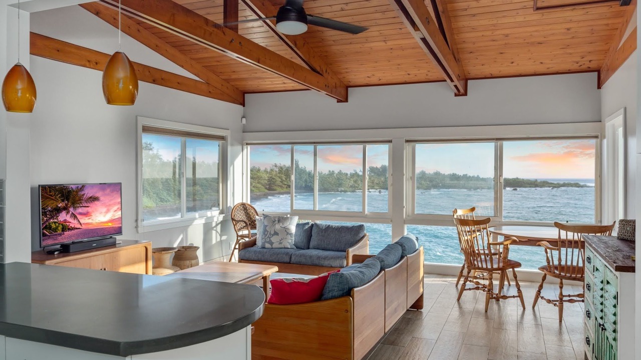 Photo of Livingroom in Hana