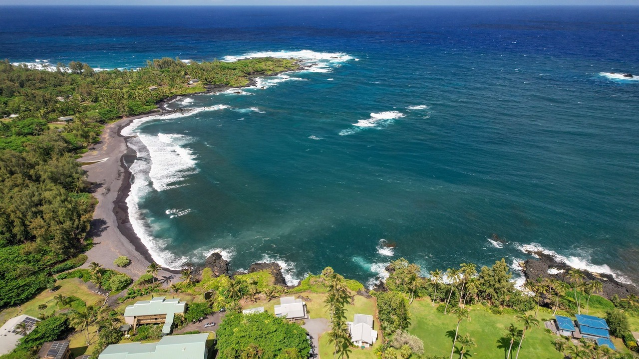 Photo of Others in Hana