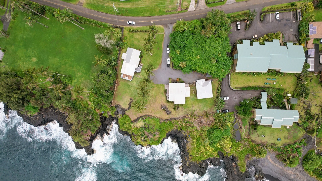 Photo of Others in Hana