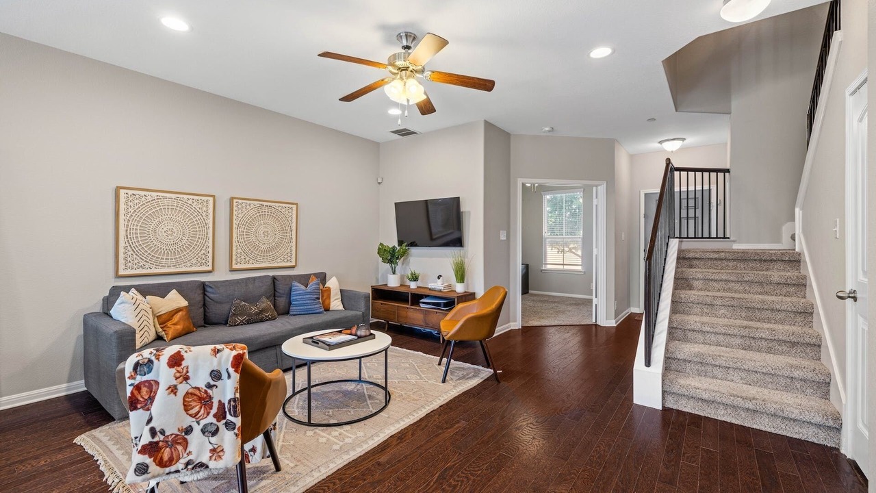 Photo of Livingroom in Leander