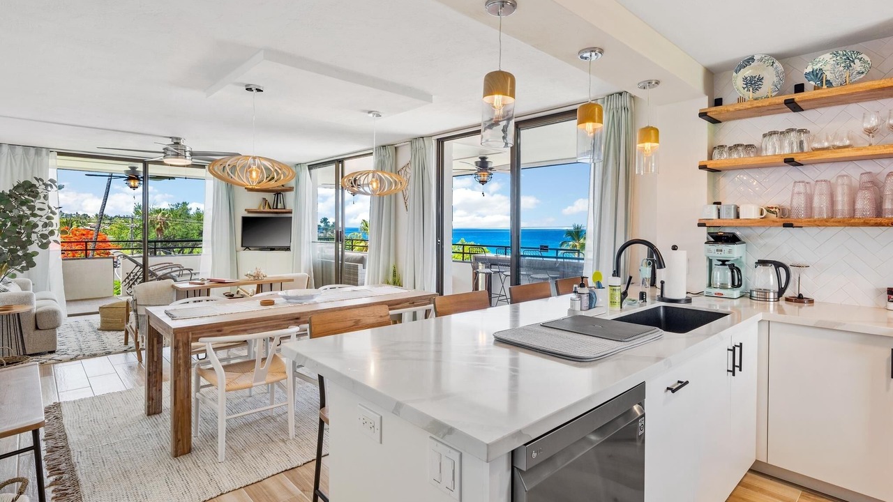 Photo of Kitchen in Kahaluu Bay