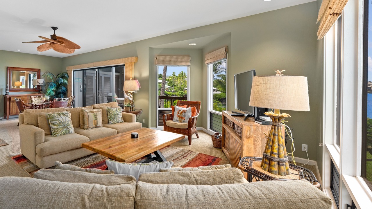 Photo of Livingroom in Keauhou