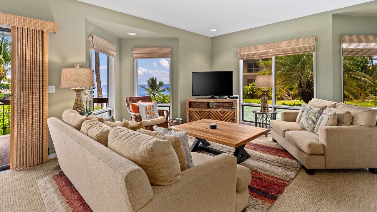 Photo of Livingroom in Keauhou