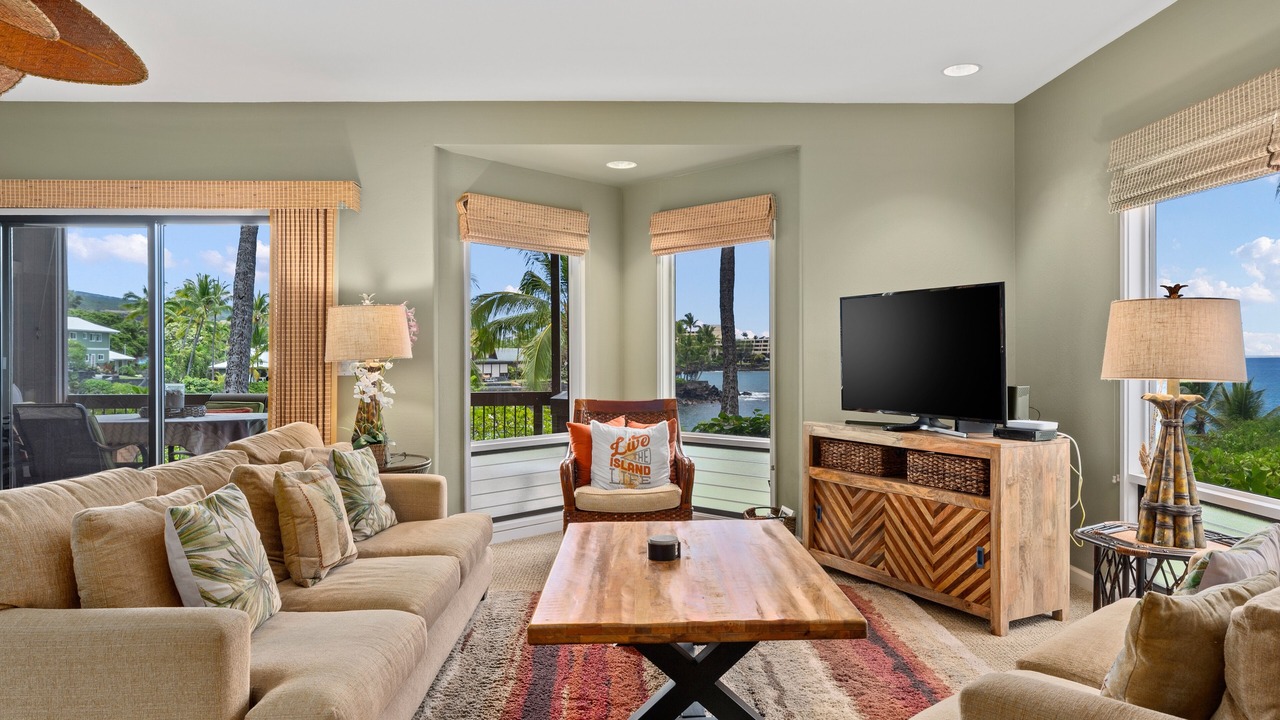 Photo of Livingroom in Keauhou