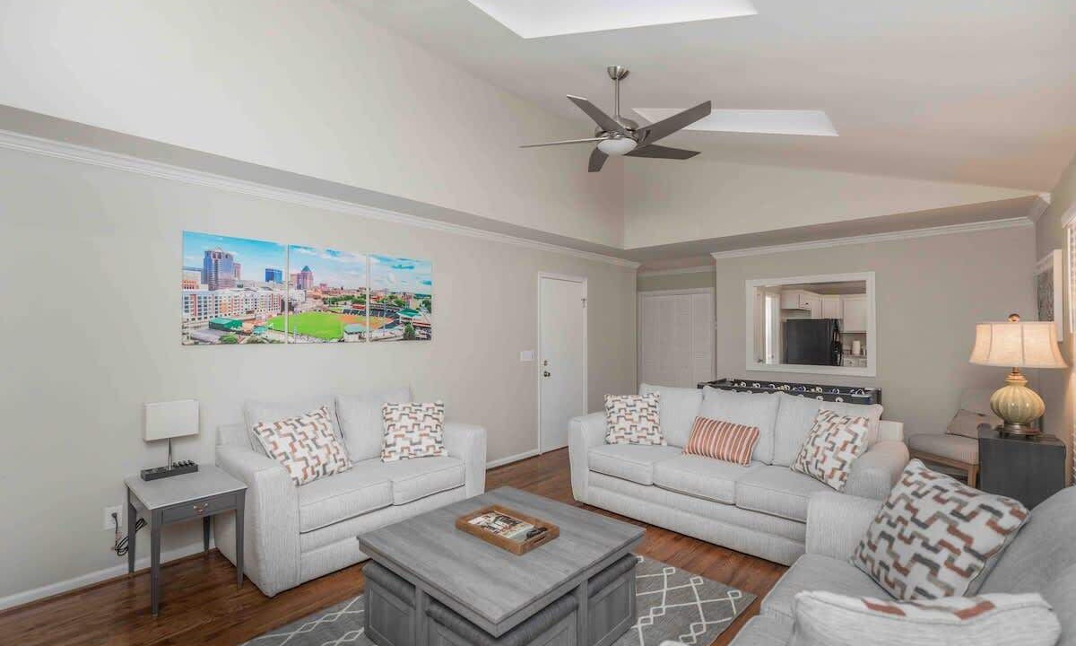 Photo of Livingroom in Greensboro