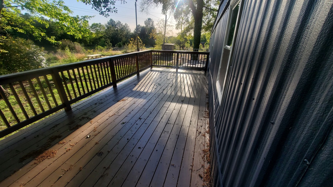 Photo of Patio Balcony in Harwood Lane