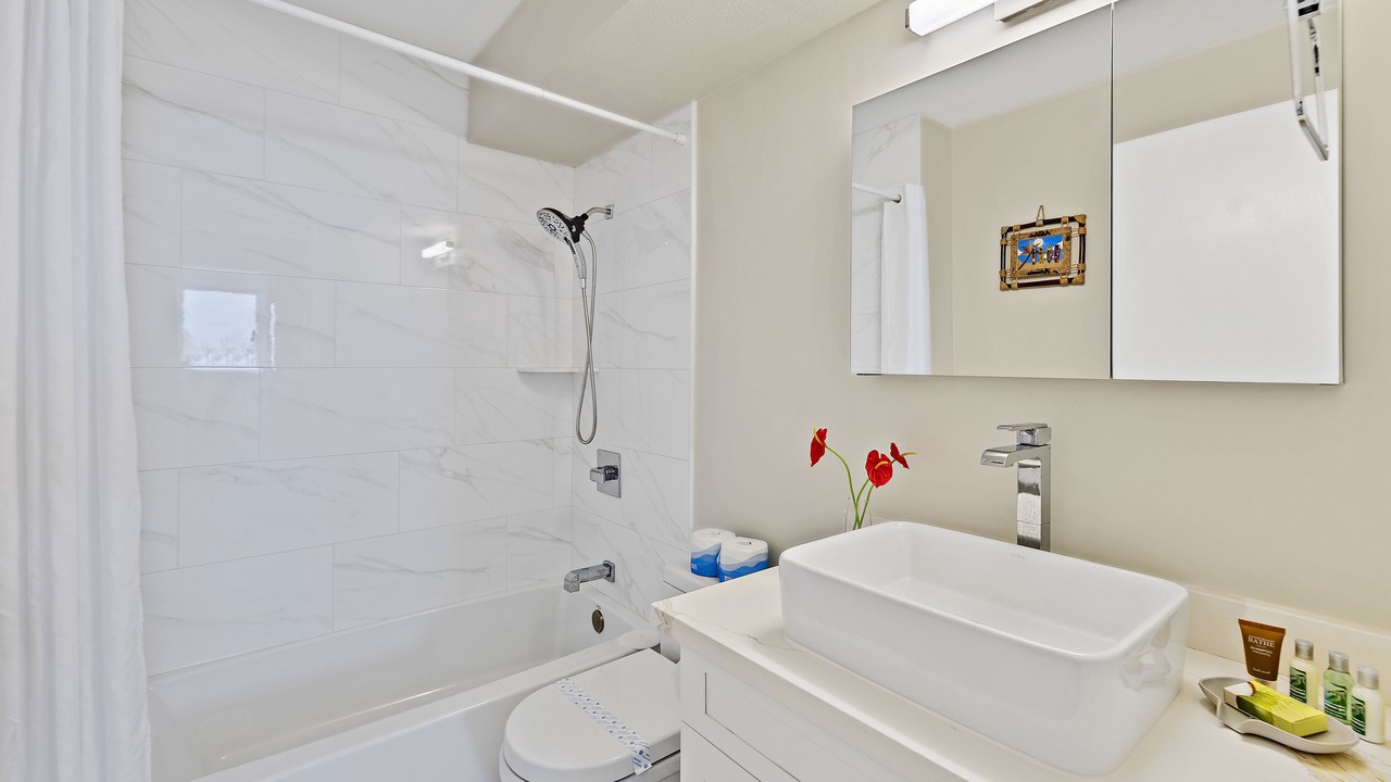 Photo of Bathroom in Waikiki