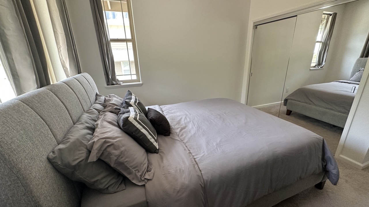 Photo of Bedroom in Makaha Valley