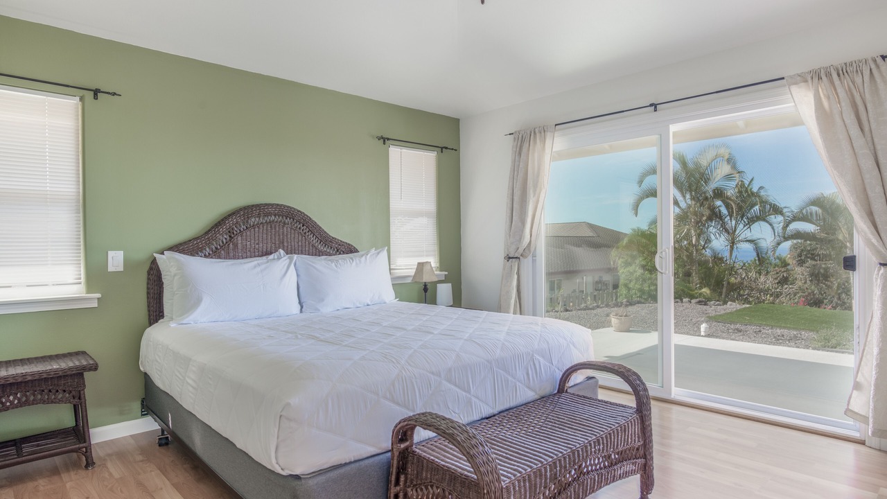 Photo of Bedroom in Kona Palisades