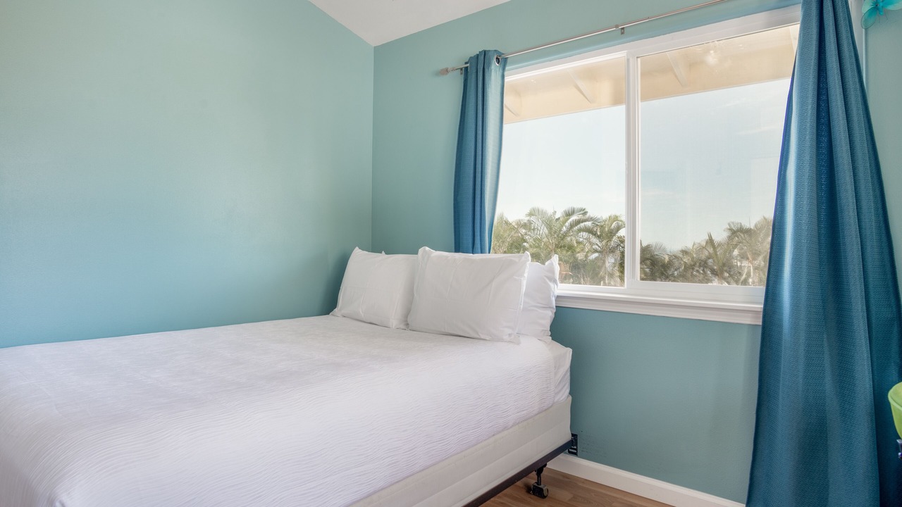 Photo of Bedroom in Kona Palisades