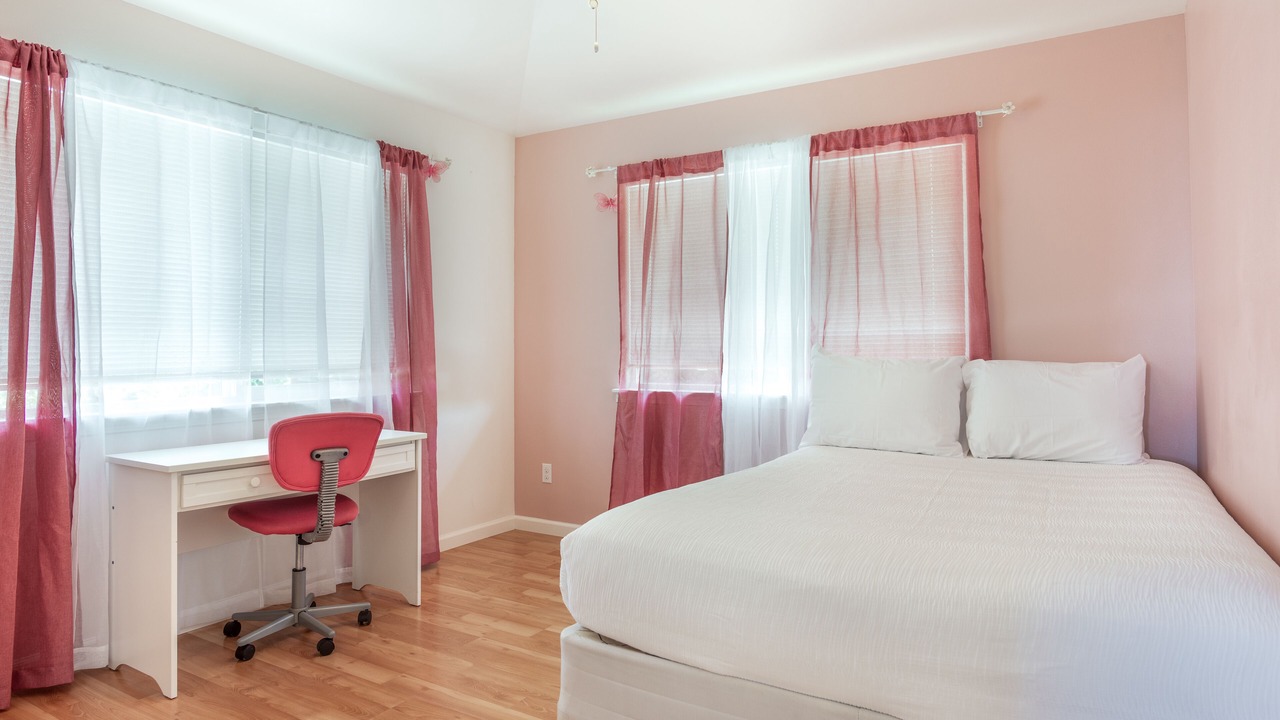 Photo of Bedroom in Kona Palisades