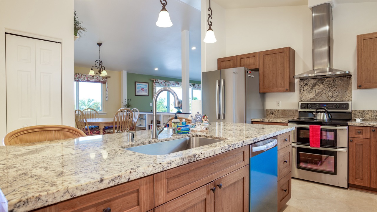 Photo of Kitchen in Kona Palisades