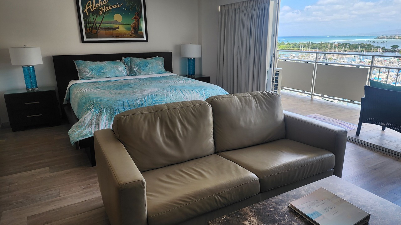 Photo of Bedroom in Waikiki