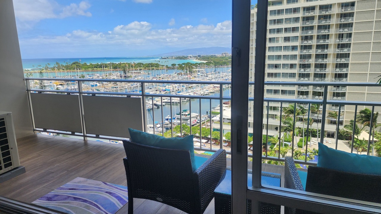 Photo of Others in Waikiki