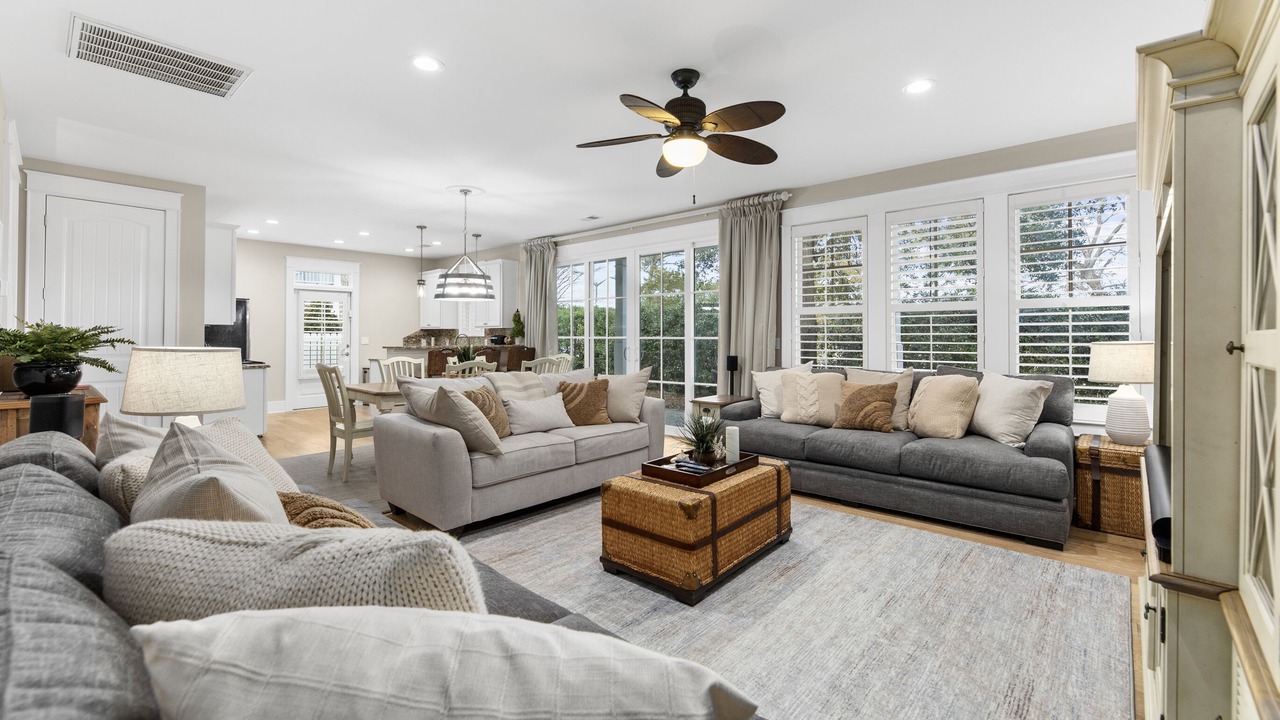 Photo of Livingroom in Windy Hill