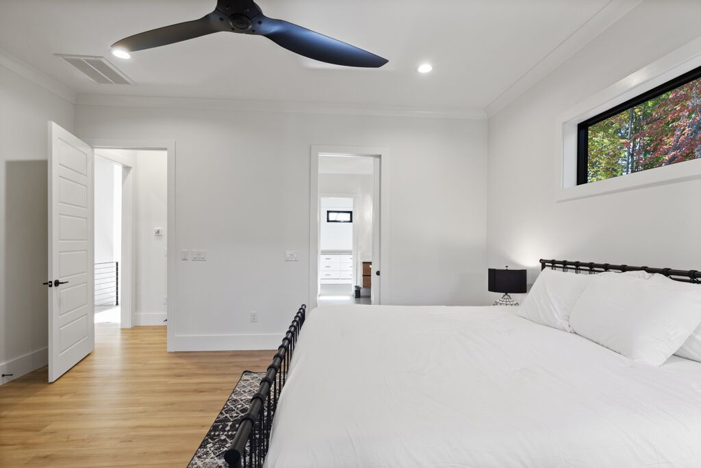 Photo of Bedroom in Seneca