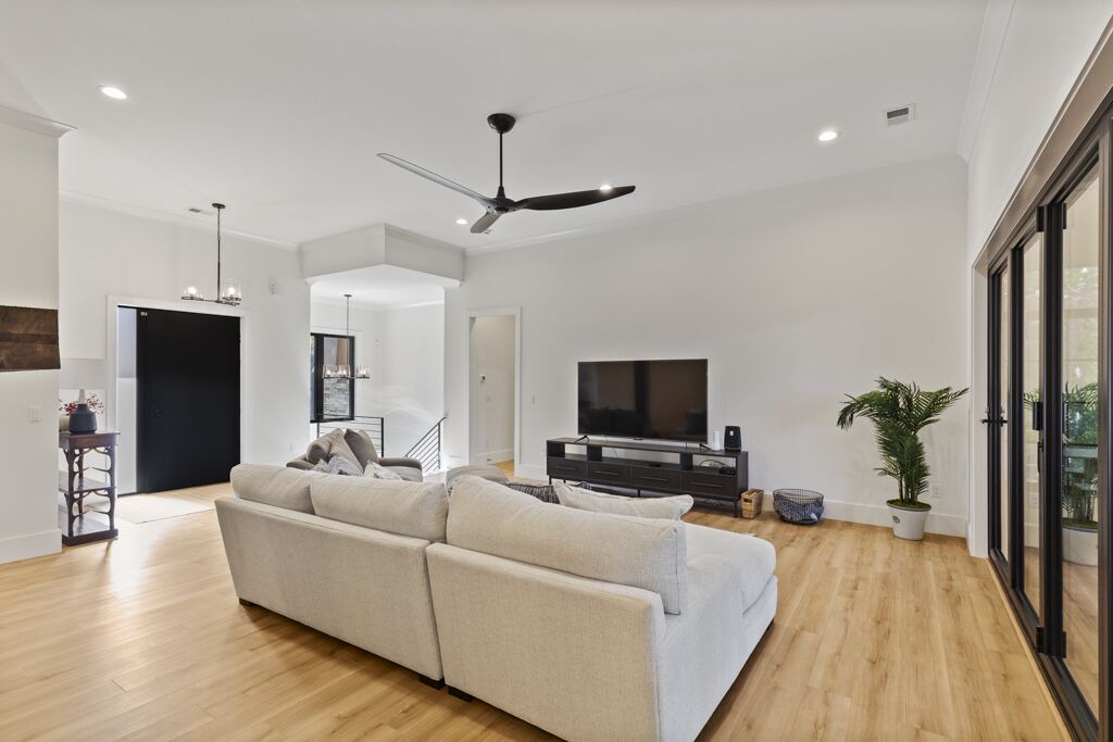 Photo of Livingroom in Seneca