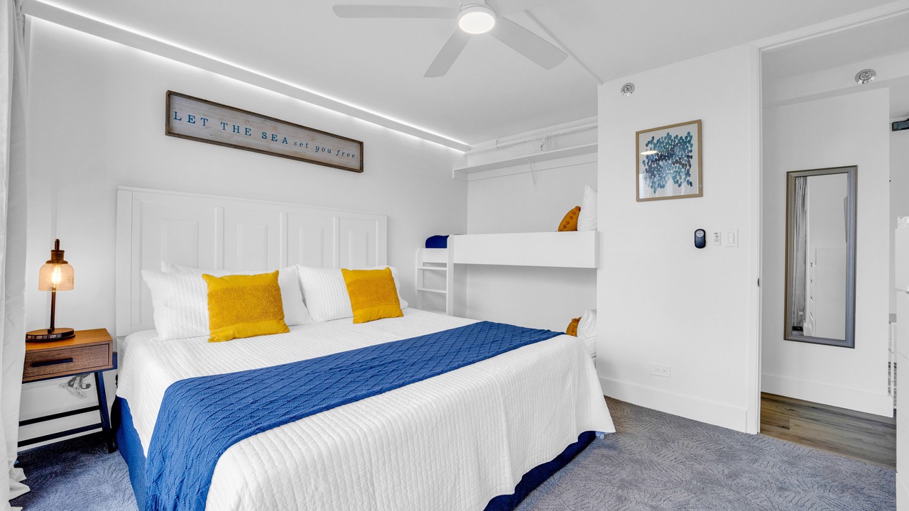 Photo of Bedroom in Waikiki