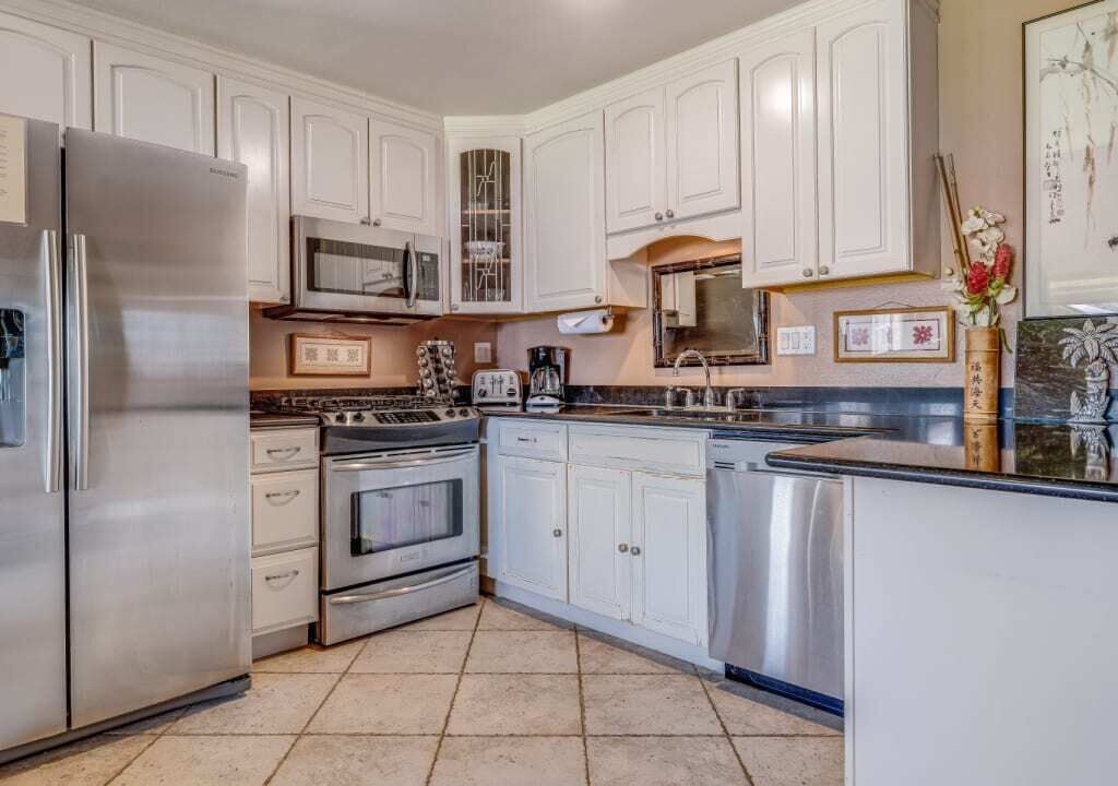 Photo of Kitchen in Kaunakakai