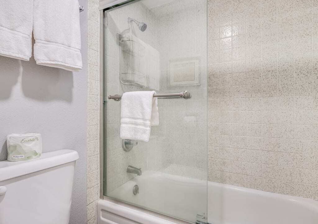 Photo of Bathroom in Kaunakakai