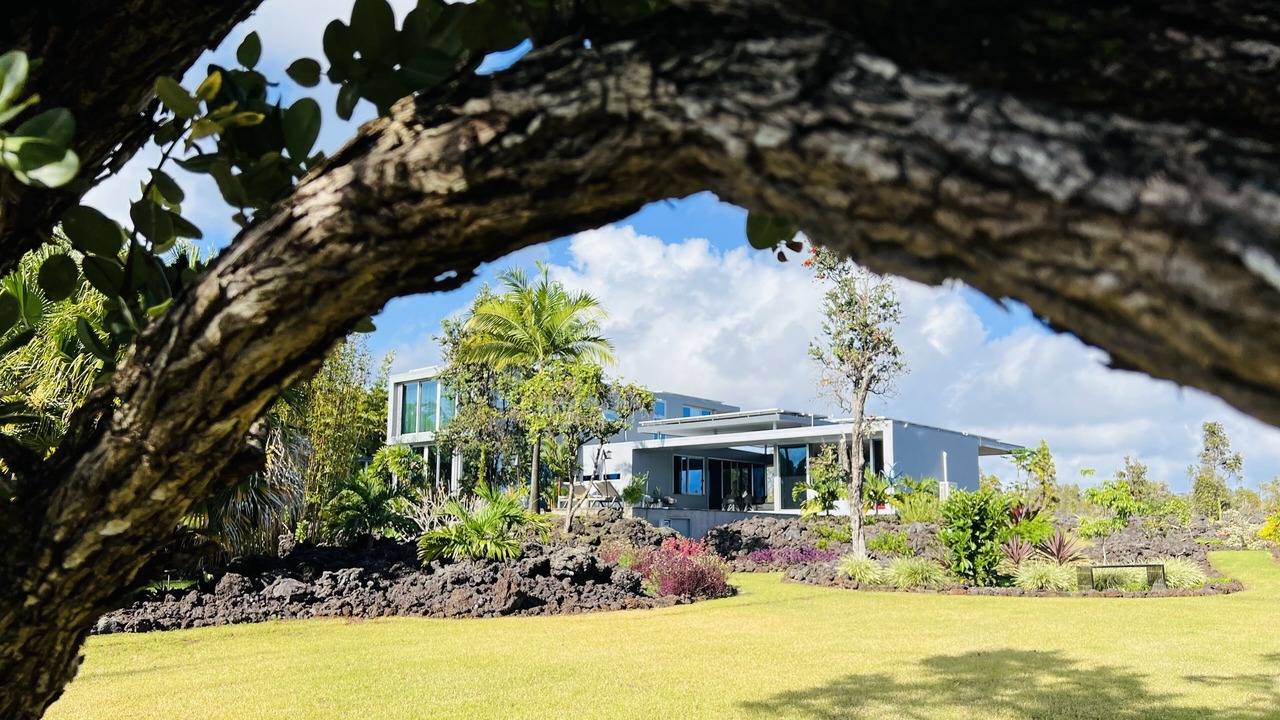 Photo of Outdoor in Puna Palisades