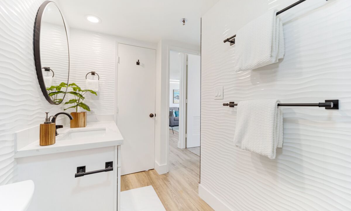 Photo of Bathroom in Waikiki