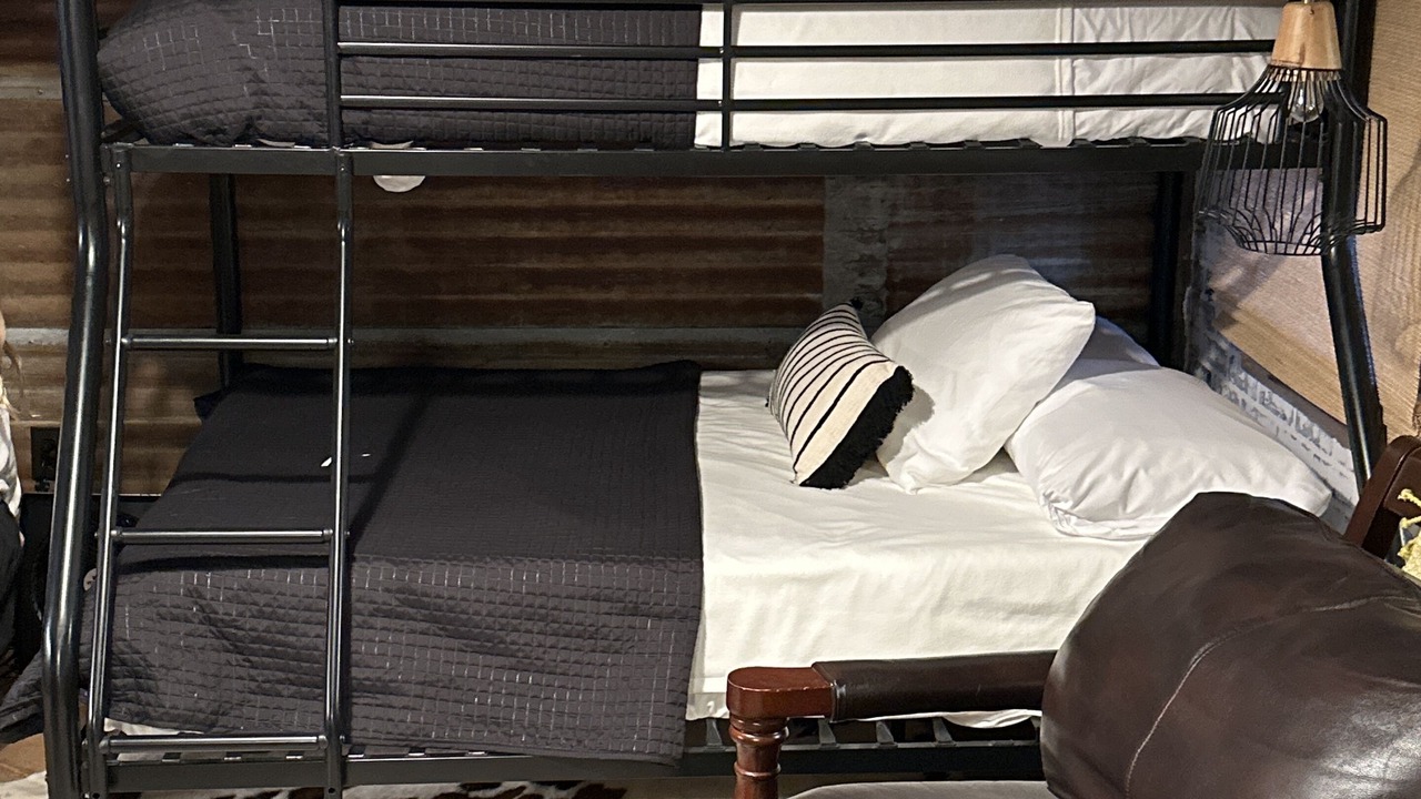 Photo of Bedroom in Leakey