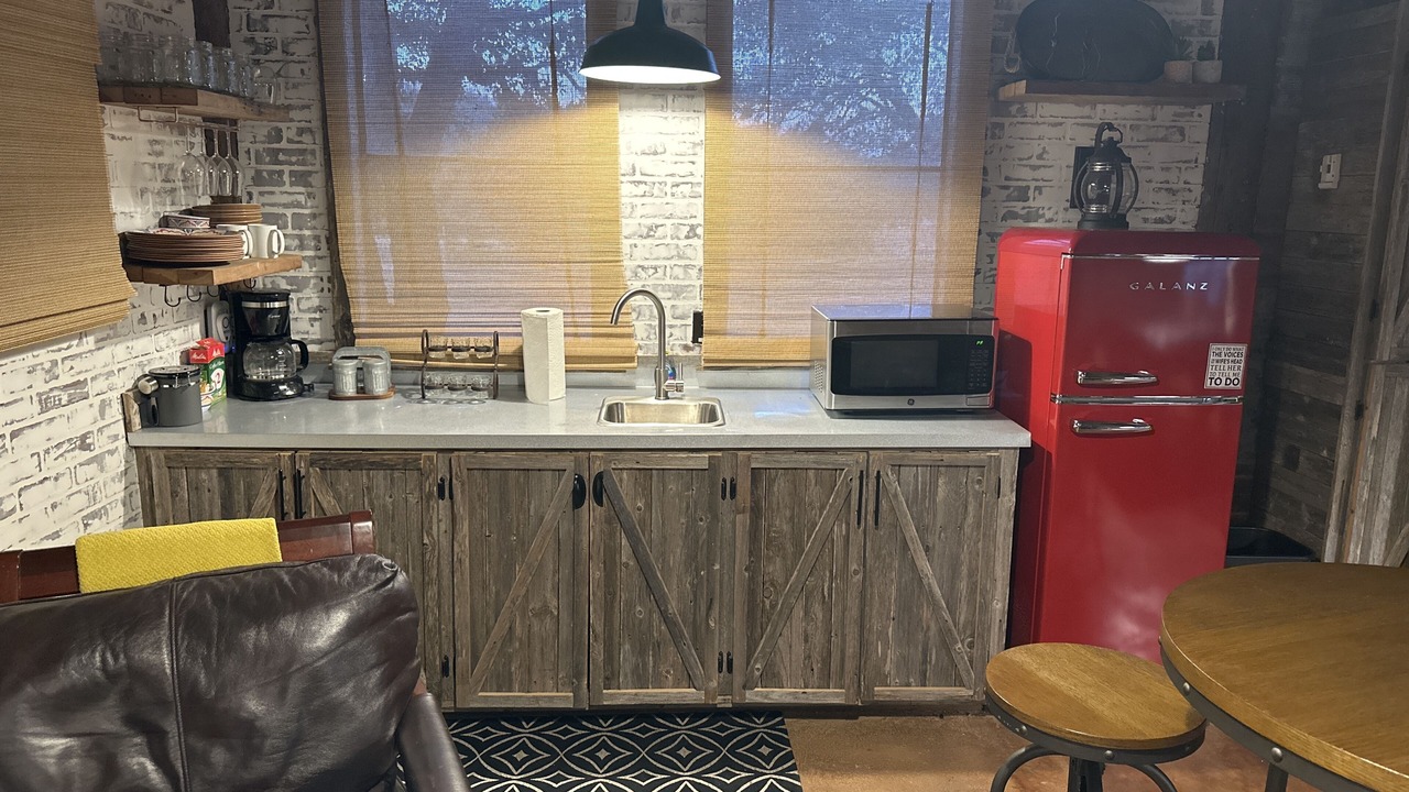 Photo of Kitchen in Leakey