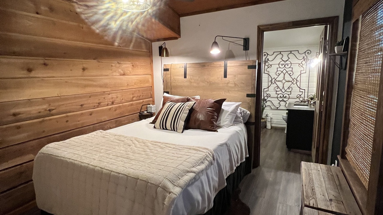 Photo of Bedroom in Leakey