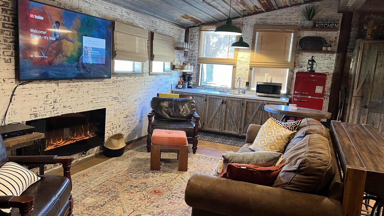 Photo of Livingroom in Leakey