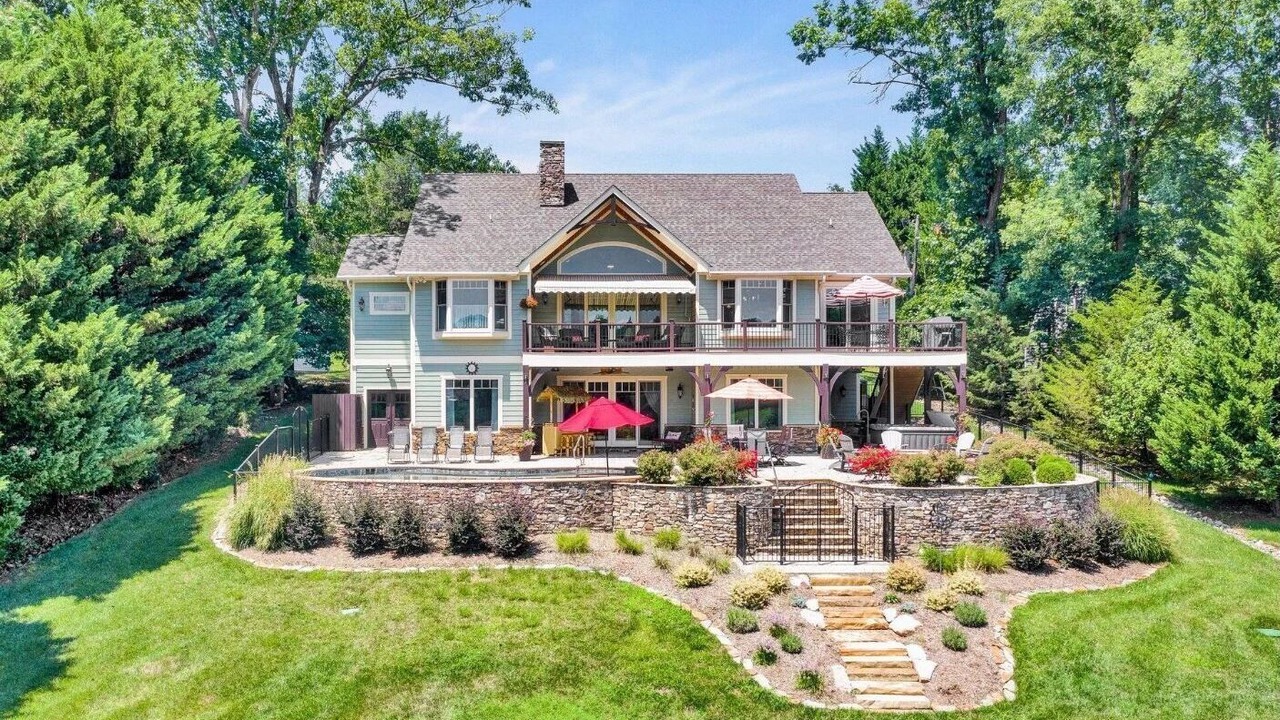 Photo of Outdoor in Huddleston