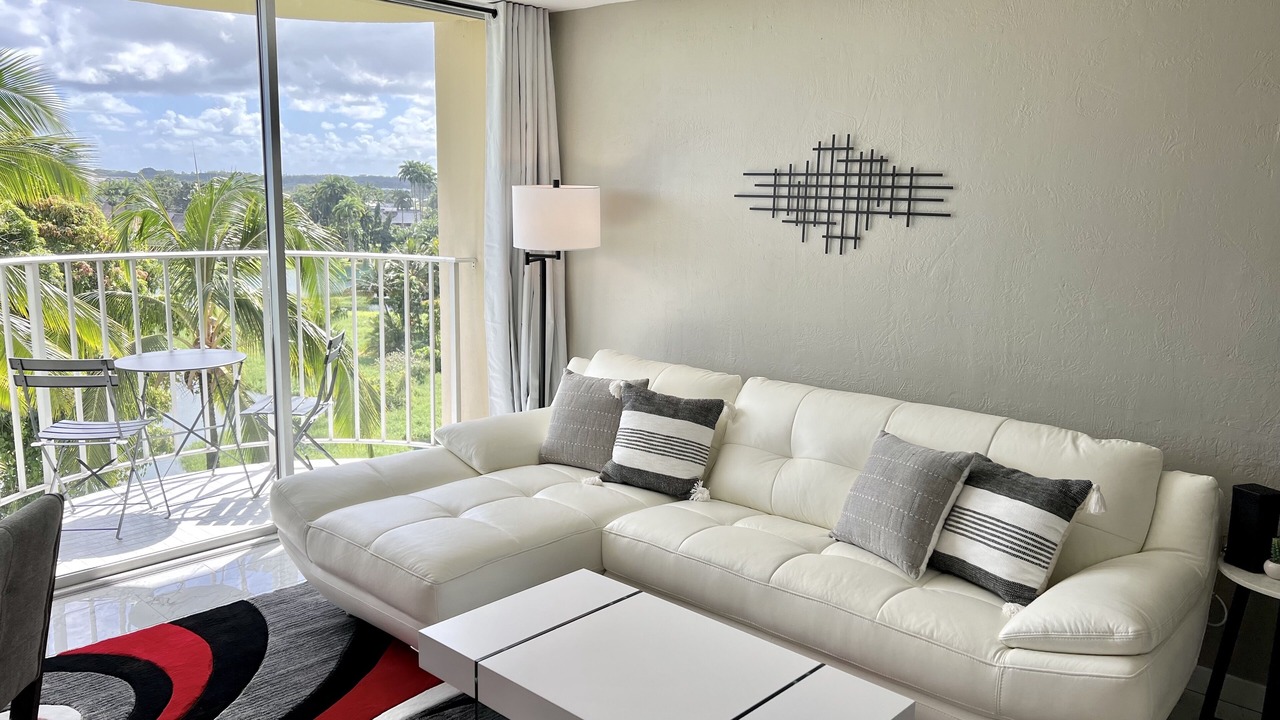 Photo of Livingroom in Hilo