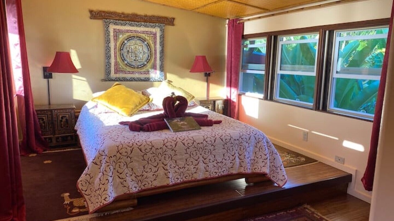 Photo of Bedroom in Haiku