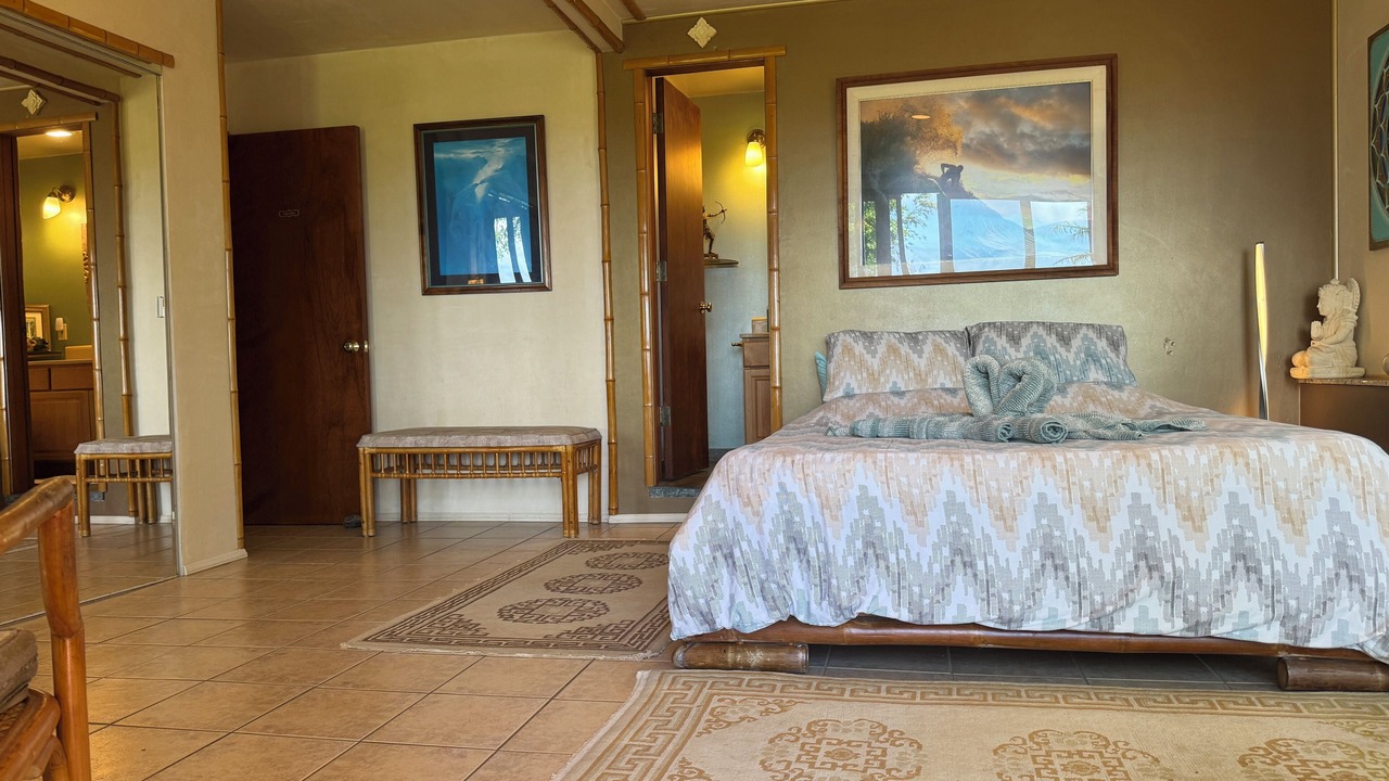 Photo of Bedroom in Huelo