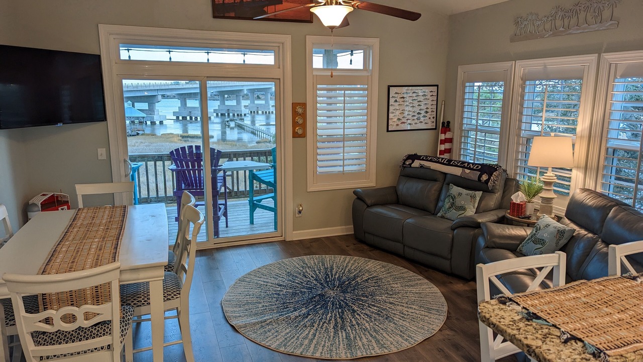 Photo of Livingroom in Holly Ridge