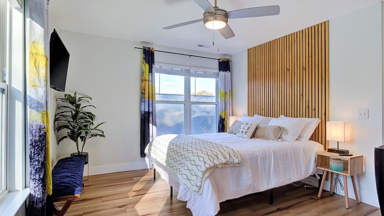 Photo of Bedroom in Downtown