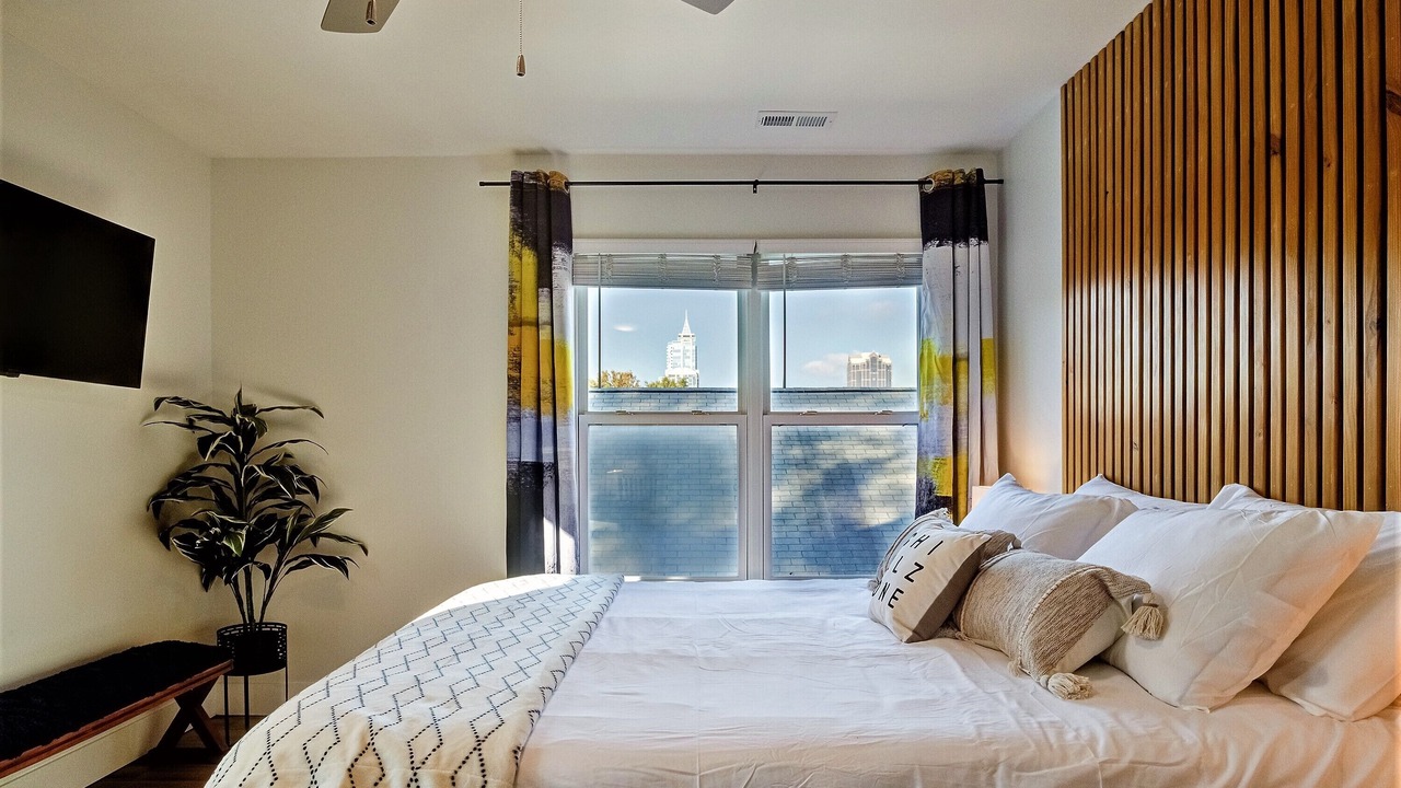 Photo of Bedroom in Downtown