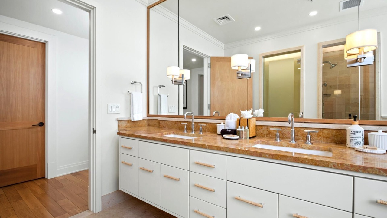 Photo of Bathroom in Montage Kapalua Bay