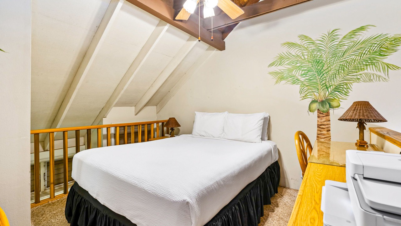 Photo of Bedroom in Maunaloa