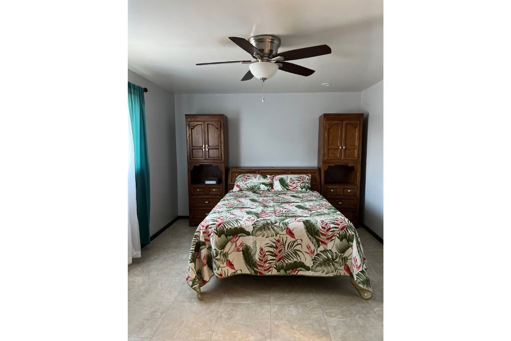 Photo of Bedroom in Waianae