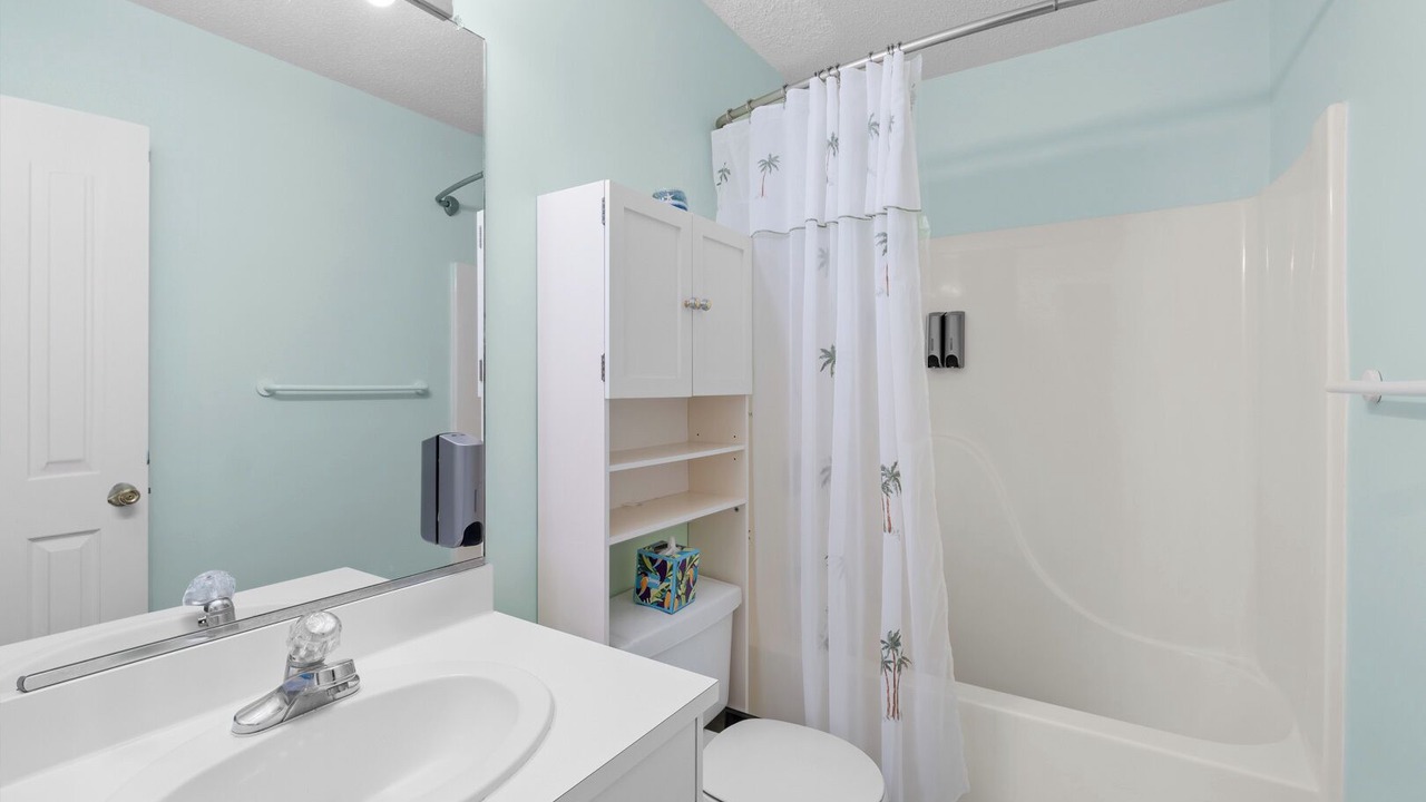 Photo of Bathroom in Colington
