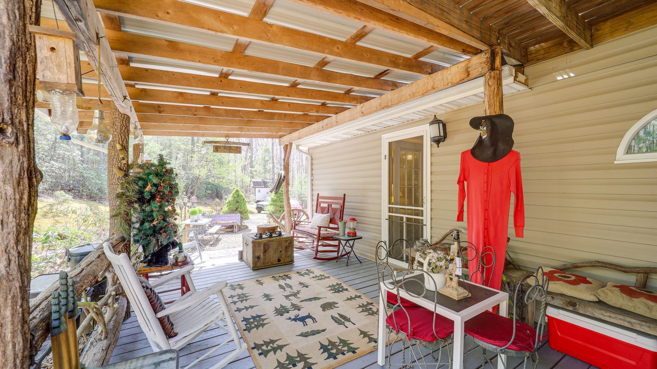 Photo of Outdoor in Micaville