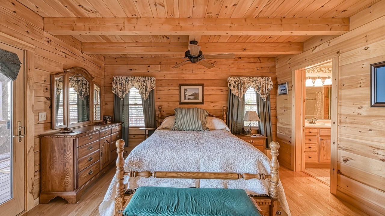 Photo of Bedroom in Huddleston