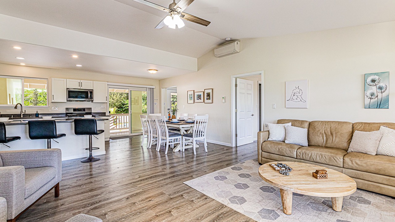 Photo of Bedroom in Keaau