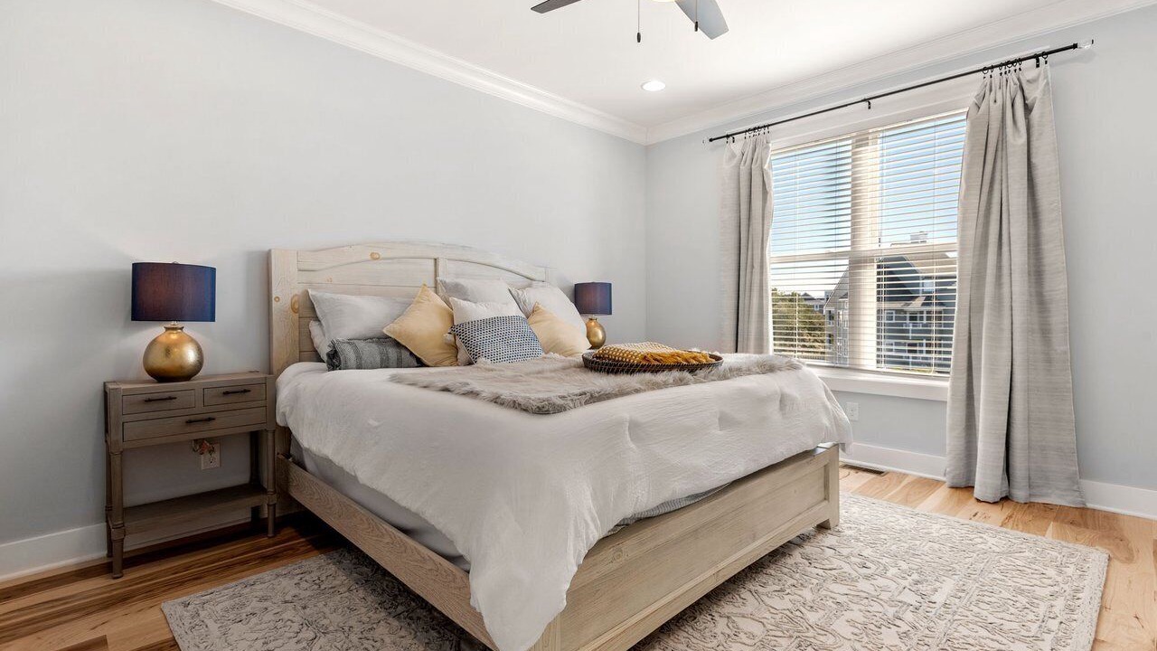 Photo of Bedroom in Manteo