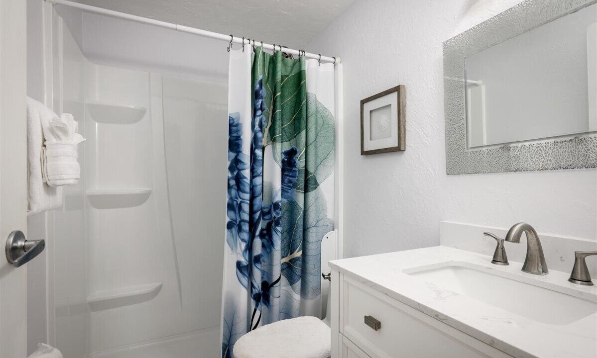 Photo of Bathroom in Kahaluu-Keauhou