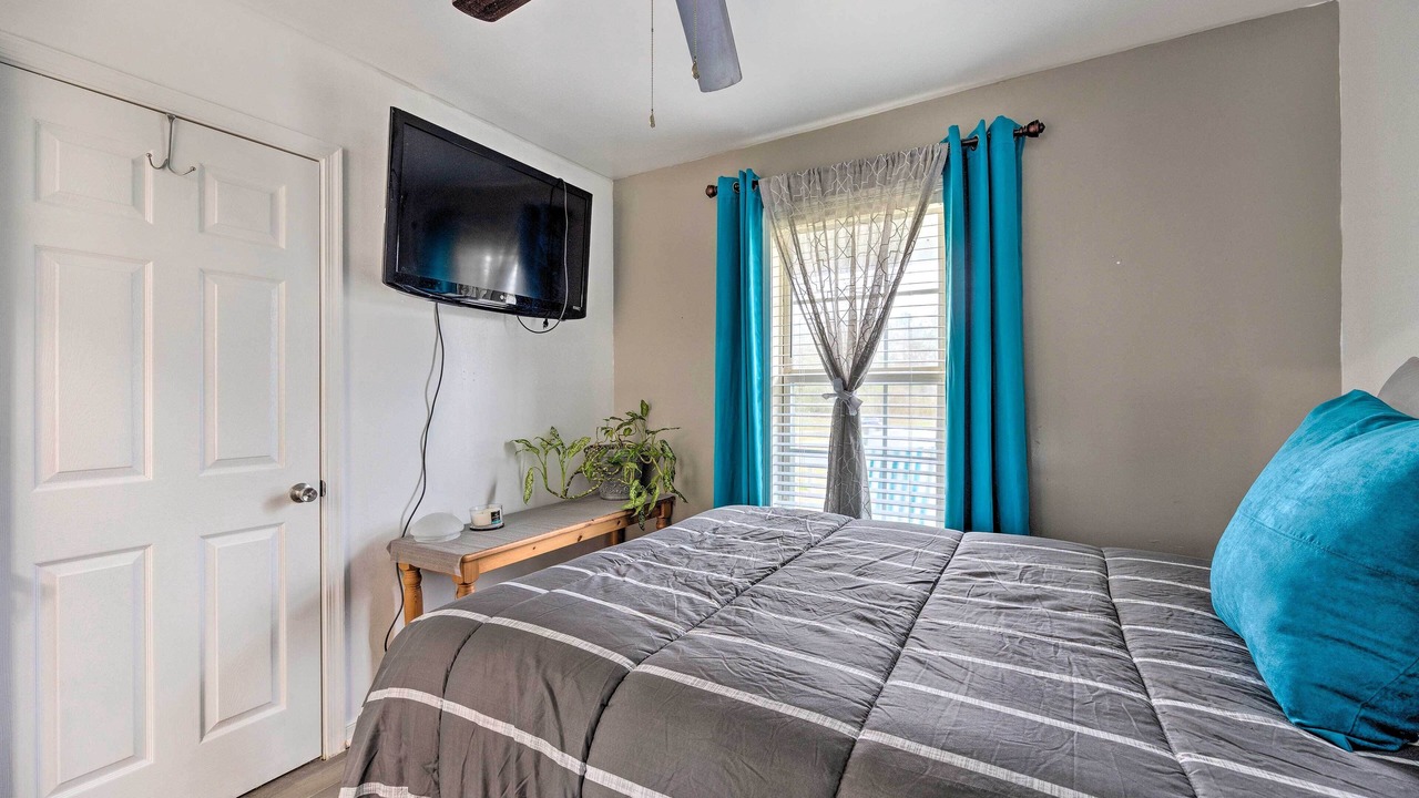 Photo of Bedroom in East Highland Park